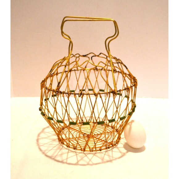 Vintage Chicken Wire Egg Basket Rustic Primitive Farmhouse Country - Picture 3 of 4